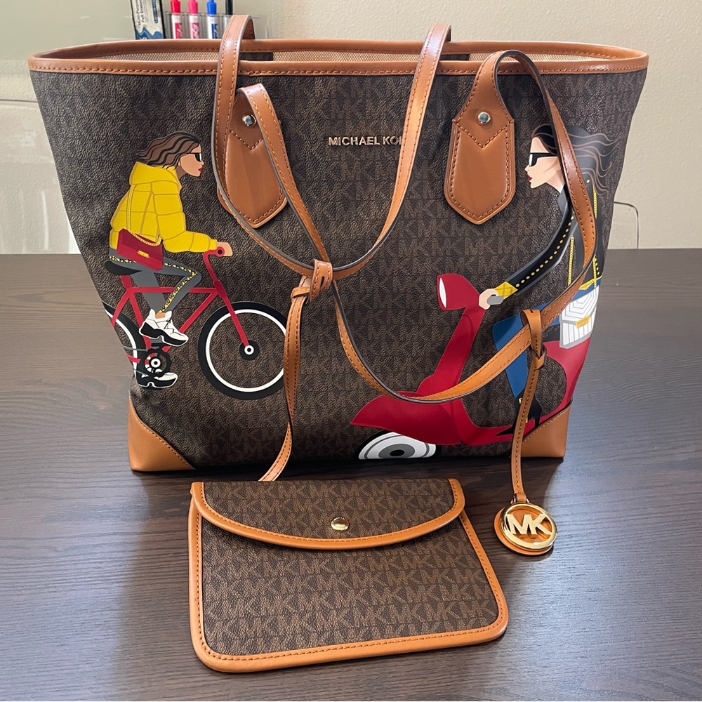 Michael Kors Eva Large Jet Set